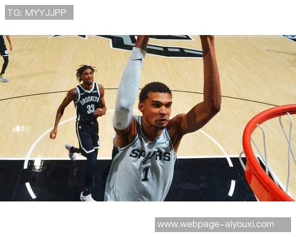 2018年马刺与太阳精彩对决回放全场集锦与精彩瞬间解析