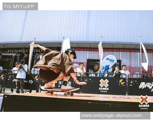 北京极限运动队在世界滑板锦标赛中以79分稳居积分榜首位 北京极限运动队在世界滑板锦标赛中以79分稳居积分榜首位